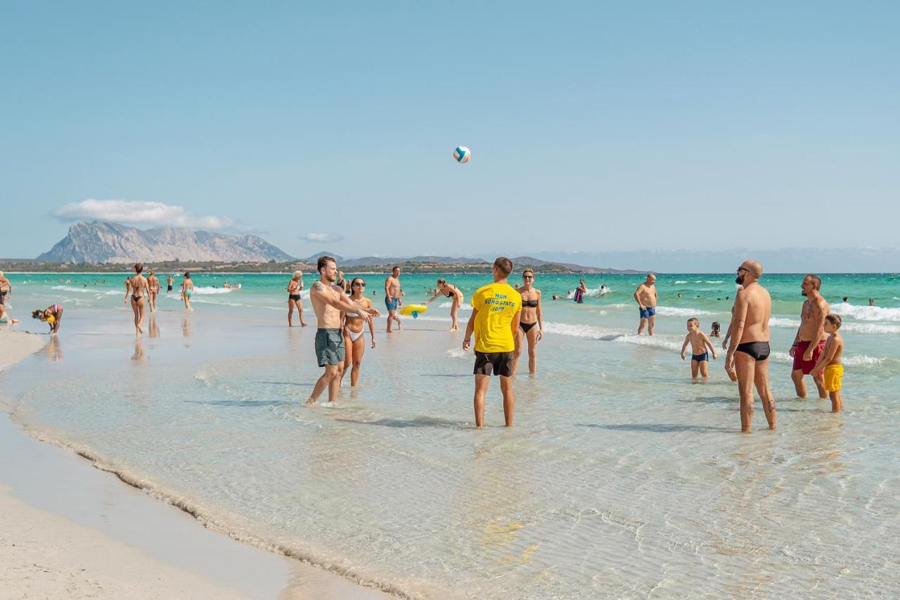 Amareclub Le Rose Hotel San Teodoro  Kültér fotó