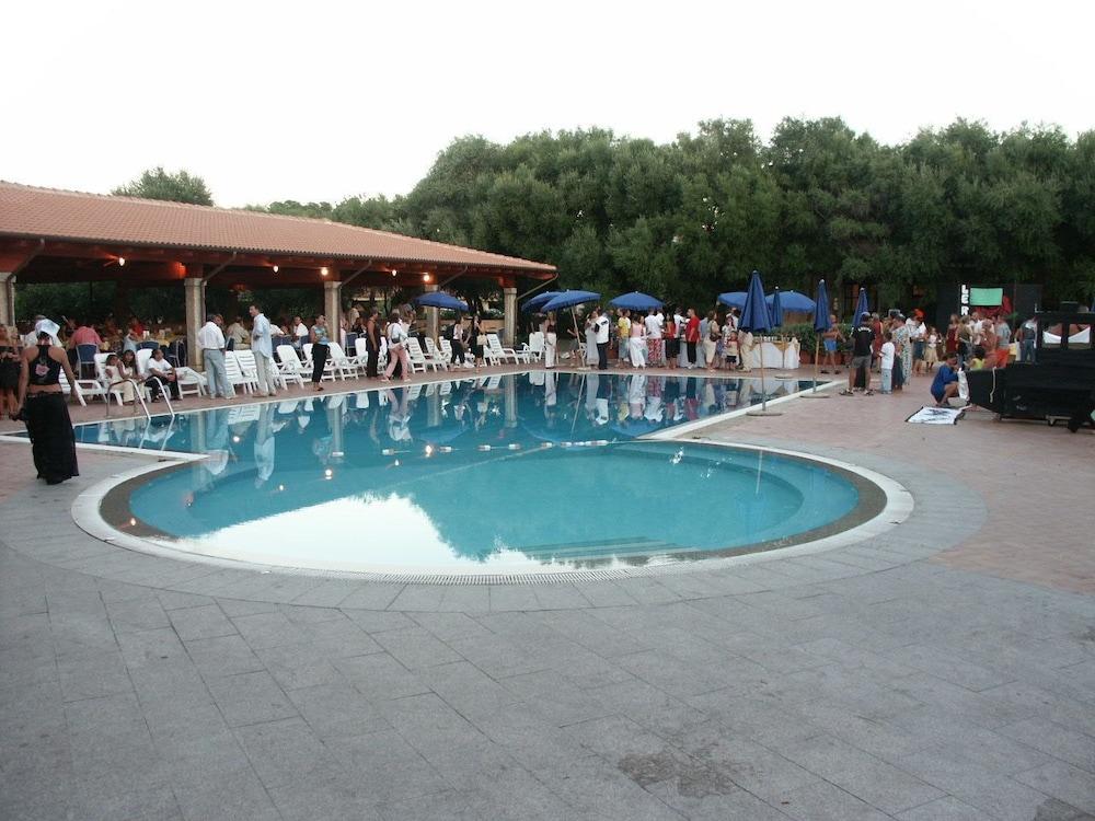 Amareclub Le Rose Hotel San Teodoro  Kültér fotó